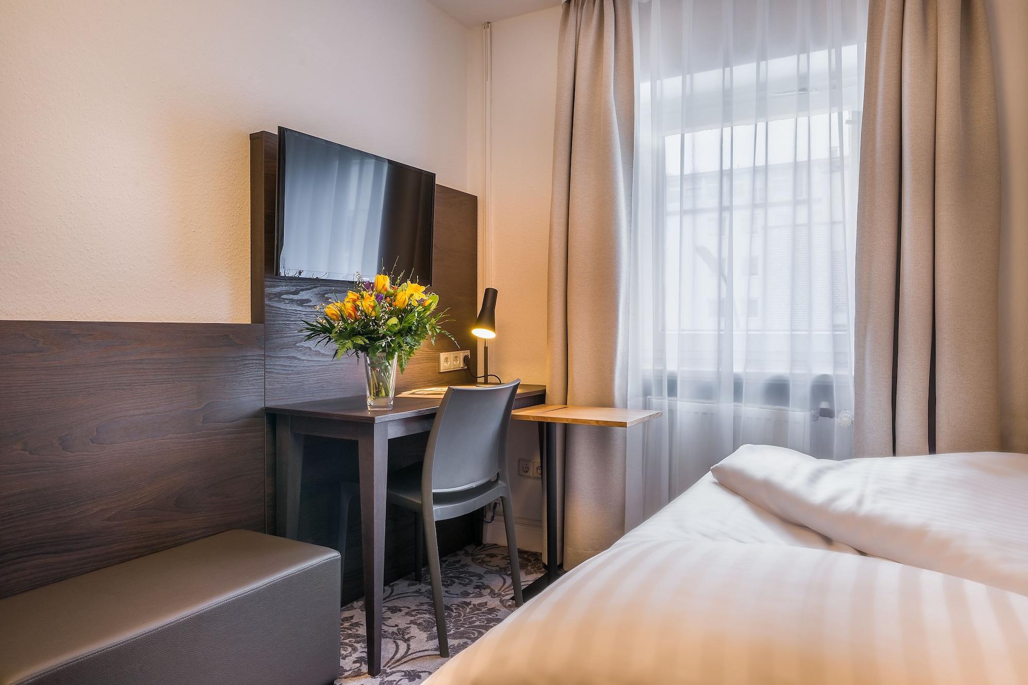 Signature Hotel Astoria Hamburg Luaran gambar
