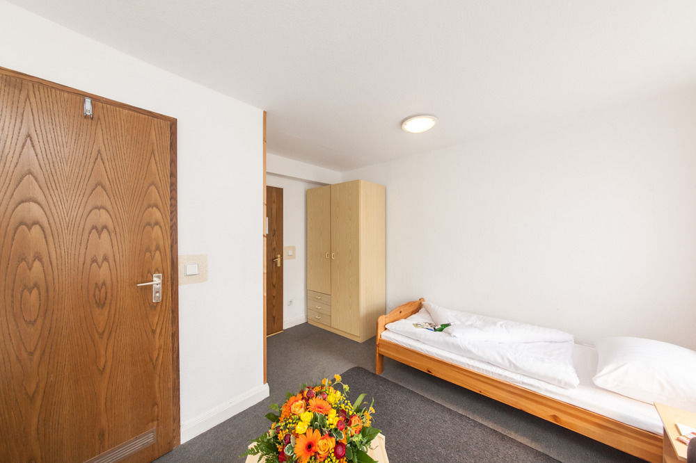 Signature Hotel Astoria Hamburg Luaran gambar